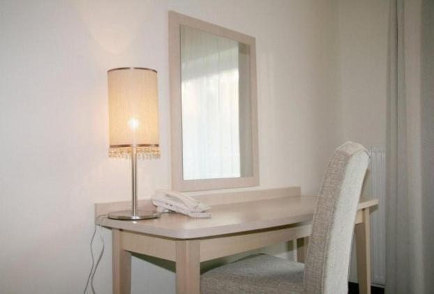 Via Appia Hotel Raszyn Eksteriør billede