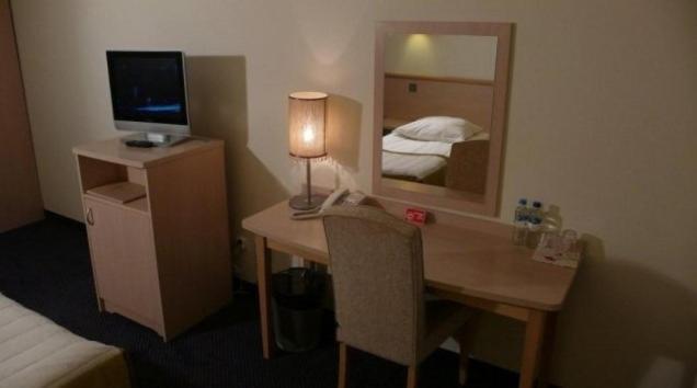 Via Appia Hotel Raszyn Eksteriør billede